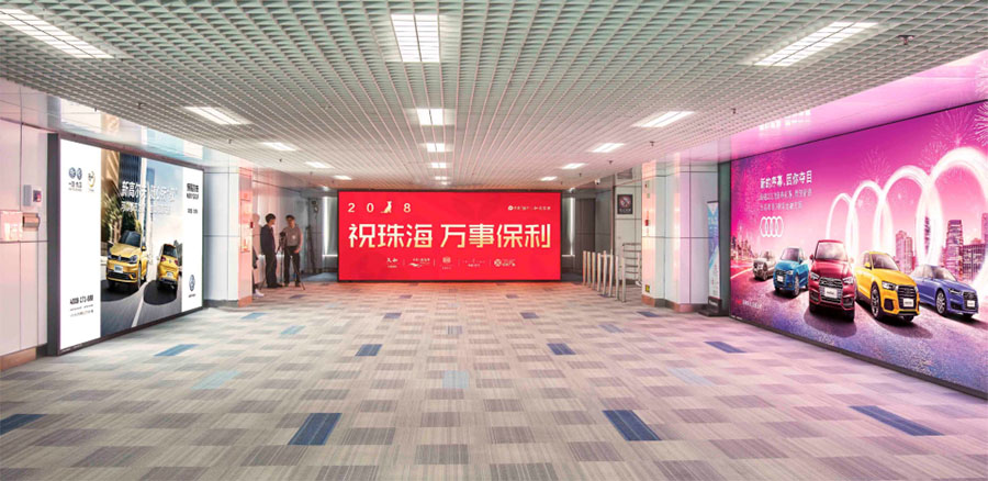 三層國內(nèi)到達指廊-4.jpg